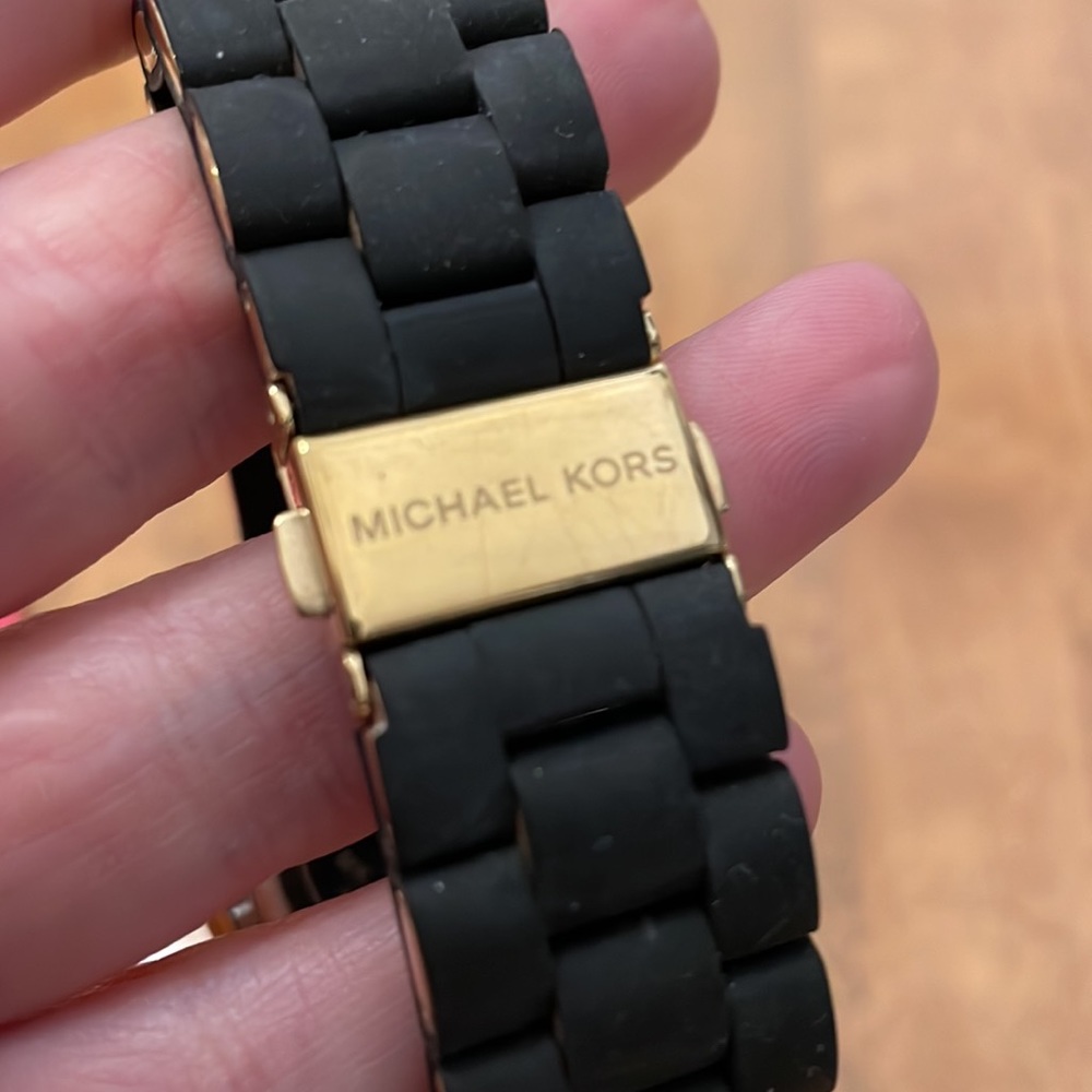 Michael Kors Watch - Picture 5 of 5